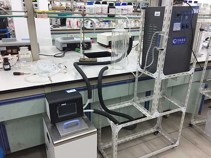  廣州工業(yè)大學實驗現場 